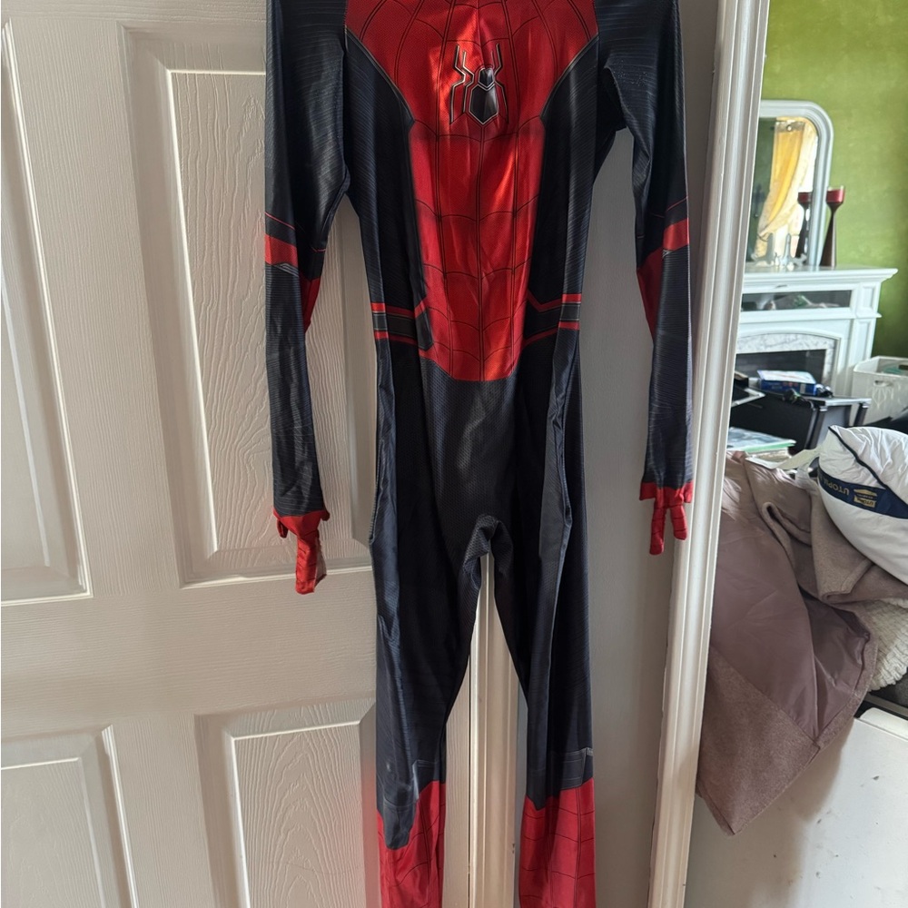 Mens small/kids xl Red and Black Spider Hero Costume